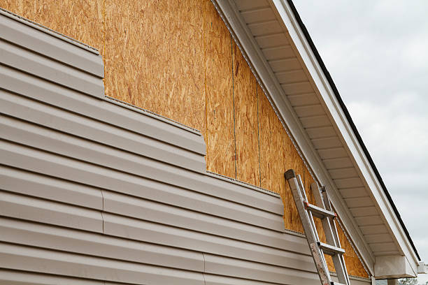 24/7 Emergency Storm Damage Siding Repair experts in Crozet, VA